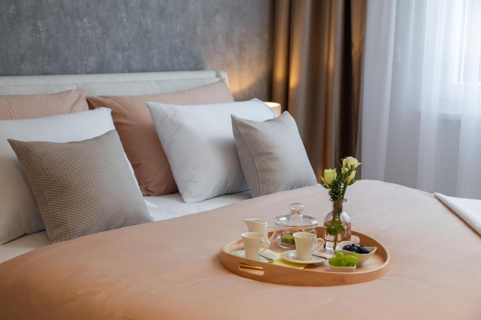 Luxury Apartment Silvery In Split Center With Jacuzzi, Sauna And Parking Exterior foto